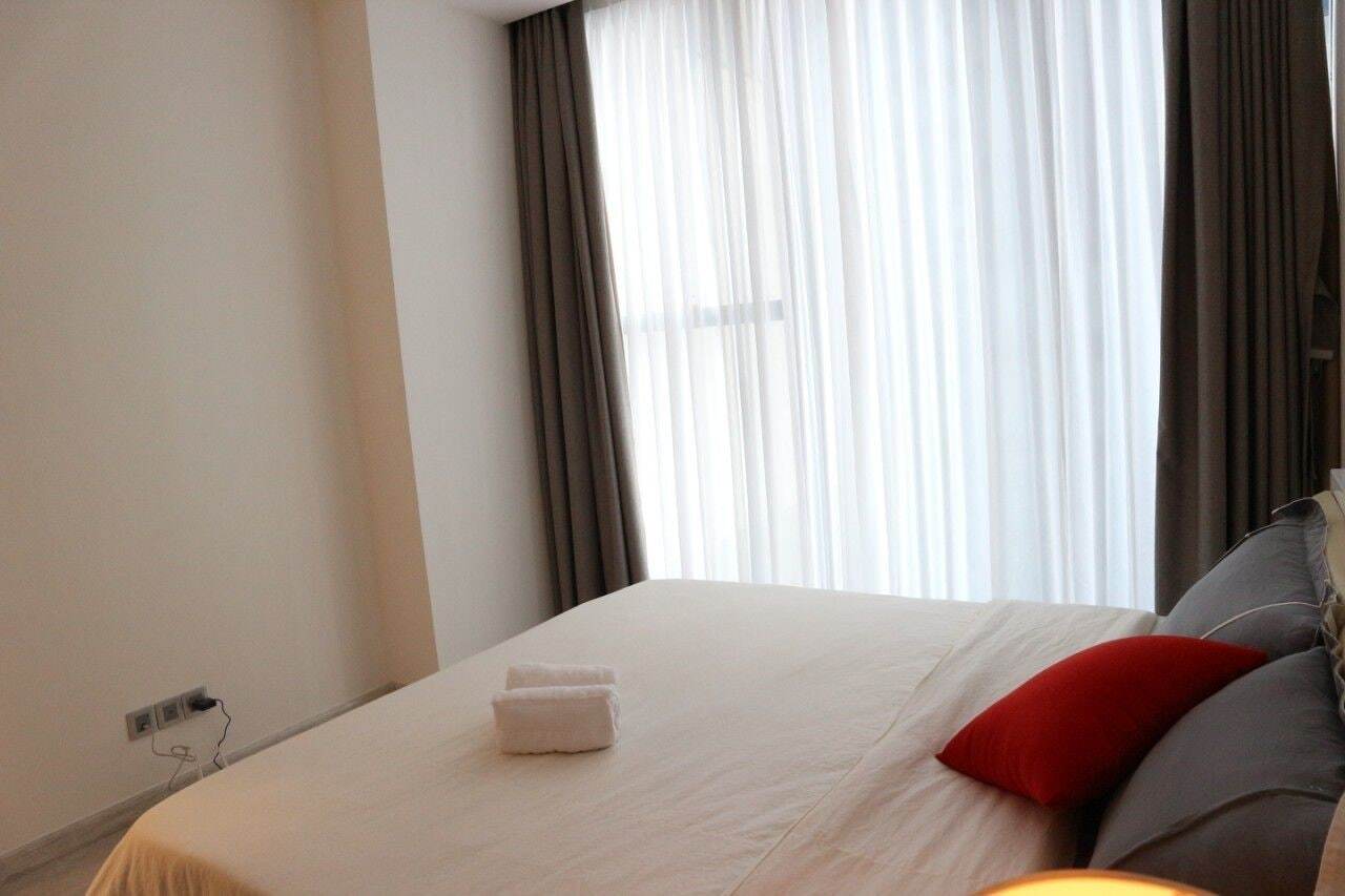 Vinhomes Golden River P'house Căn hộ *