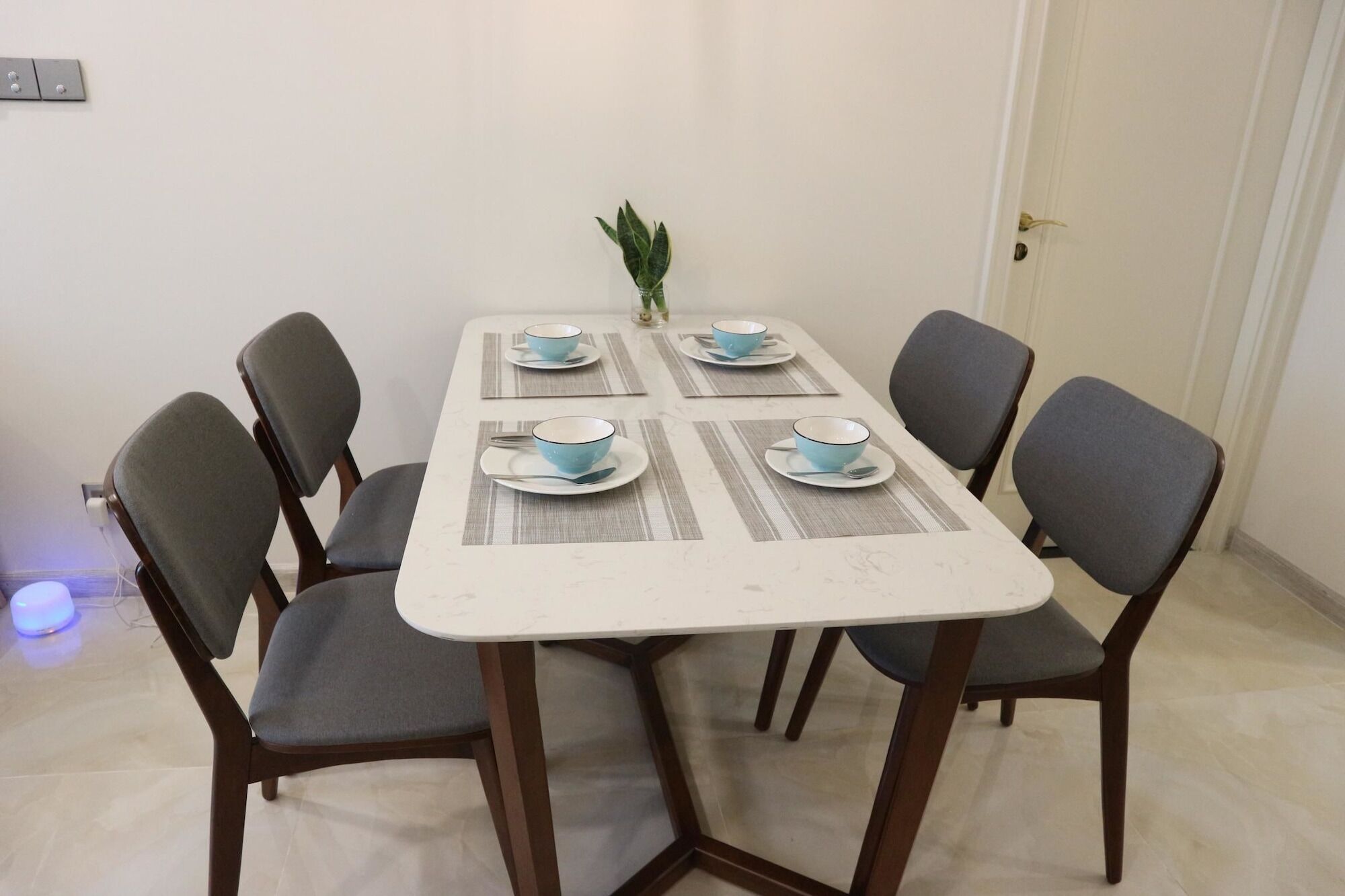 Vinhomes Golden River P'house Căn hộ TP. Hồ Chí Minh